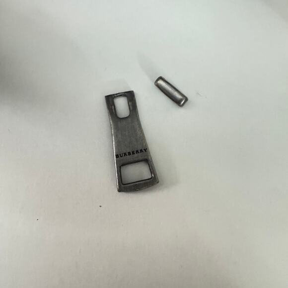 Burberry Baby Girls Size 18M Quilted Removeable Hood Jacket Light Pink - Picture 6 of 10